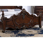 Letto a pannelli con baldacchino a quattro colonne Eugene Traditional in legno massello di ciliegio scuro con dettagli intagliati
