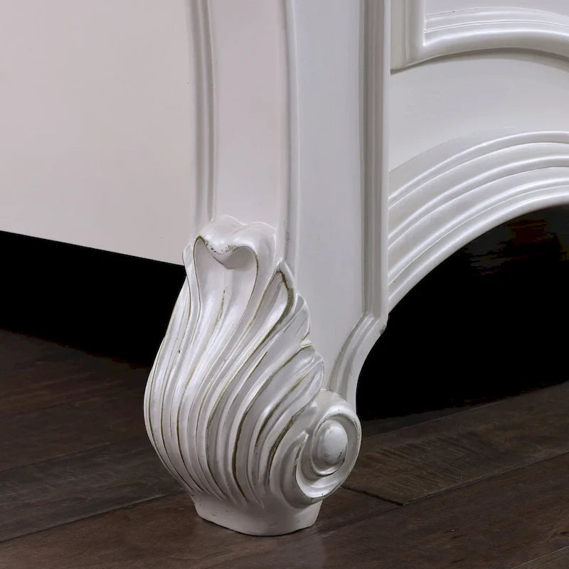 Letto a pannelli con baldacchino a quattro colonne Eugene Traditional in legno massello di ciliegio scuro con dettagli intagliati